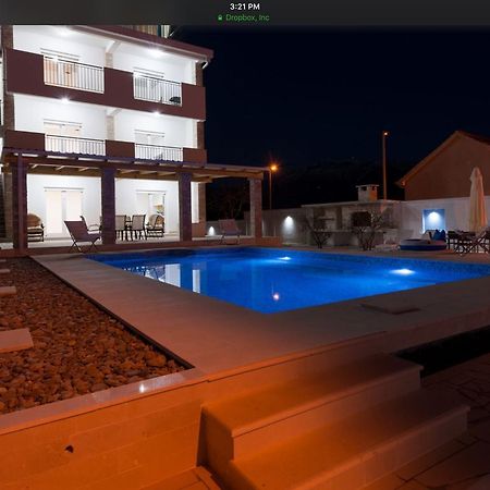 Villa Sandy Apartments 蒂瓦特 外观 照片