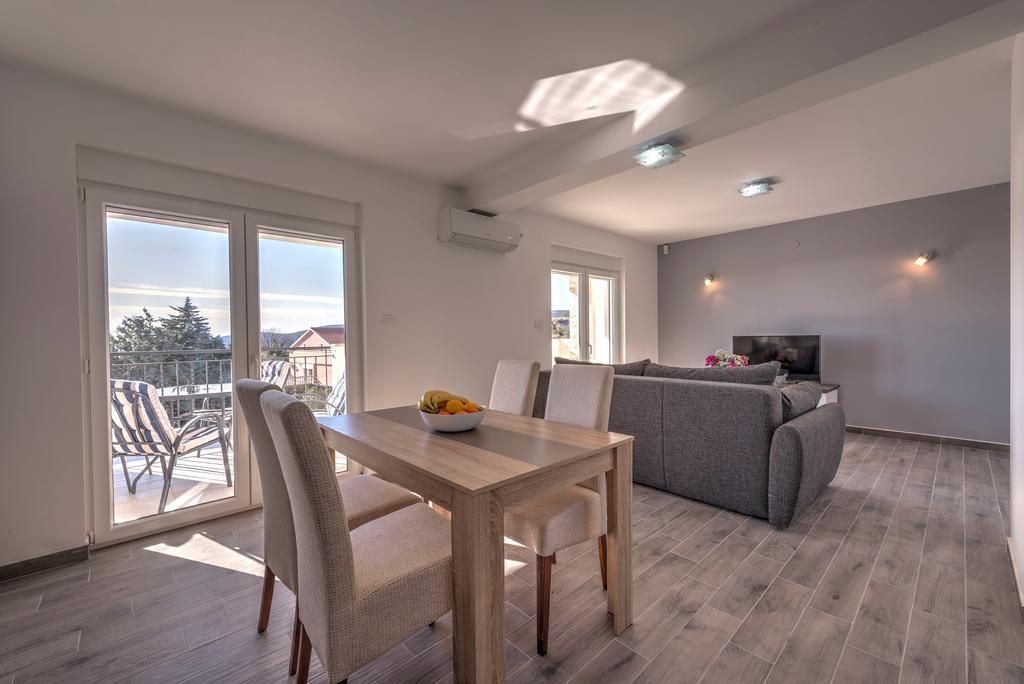 Villa Sandy Apartments 蒂瓦特 外观 照片