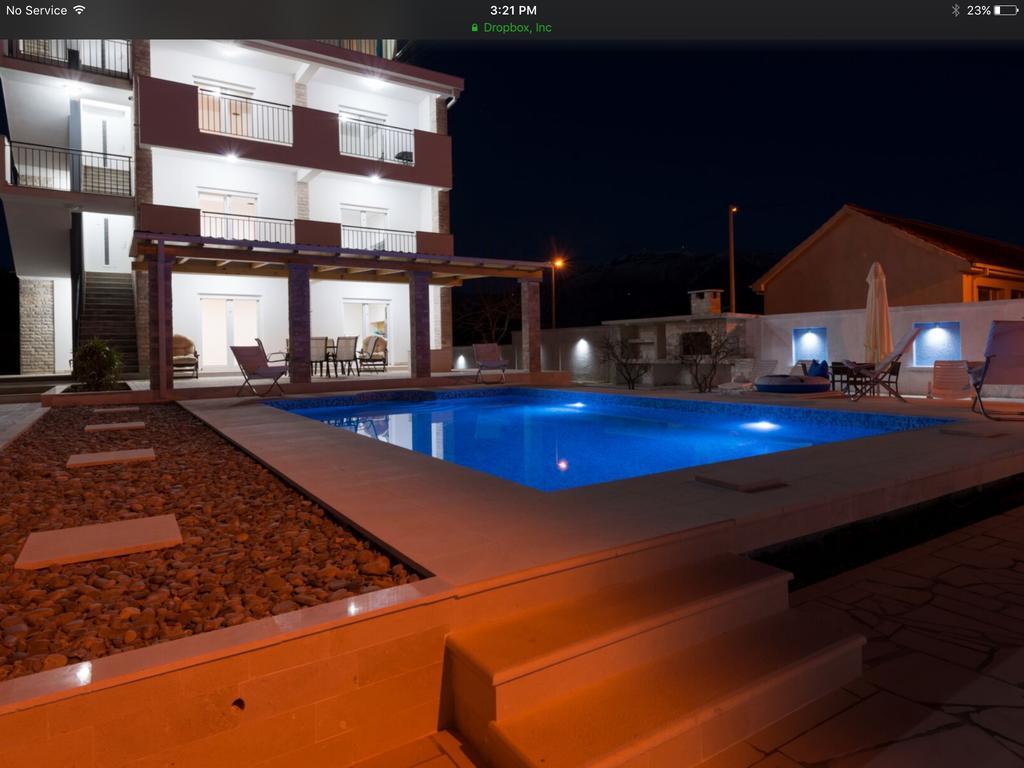 Villa Sandy Apartments 蒂瓦特 外观 照片